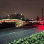 Herdenkt Eindhoven de dood van Desi Bouterse? Verkeerstunnel licht op in de kleuren van Surinaamse vlag